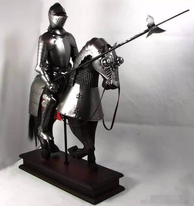 欧洲骑士和日本武士如何影响了各自国家的"国民性"?来看看