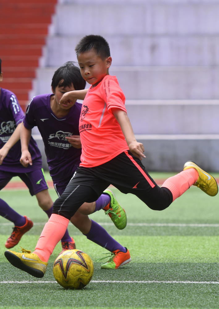 福州足球小子"第一人"!9岁柯博文被恒大足校录取