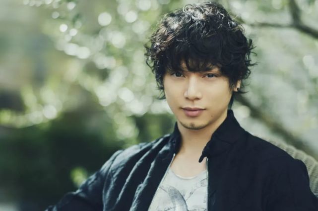 日本网友评选最具王子风范的30代男演员 你心中的王子殿下是谁