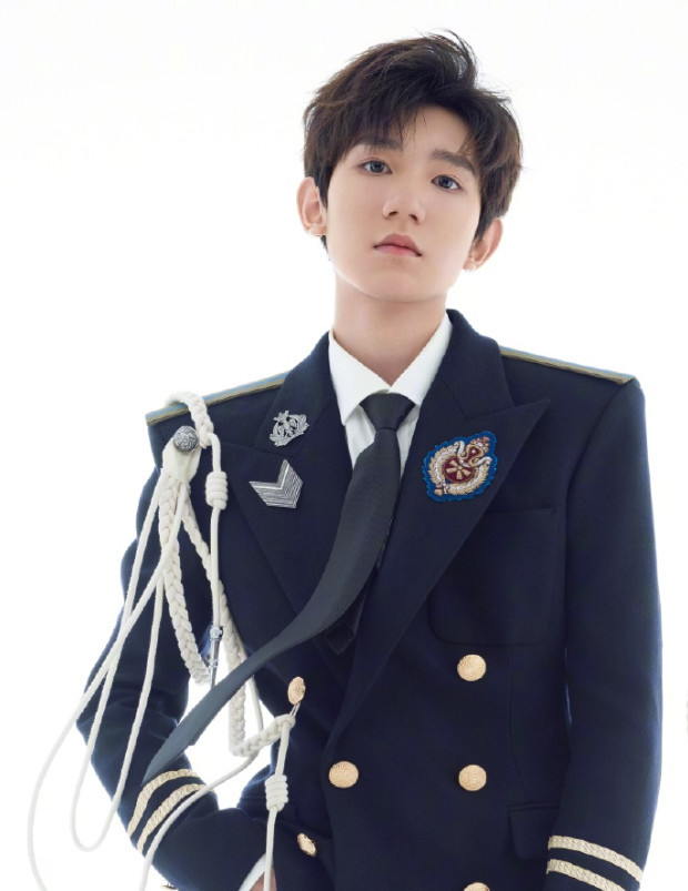 Tfboys最新写真 制服配领带秒变飒爽英姿少年 你表白谁