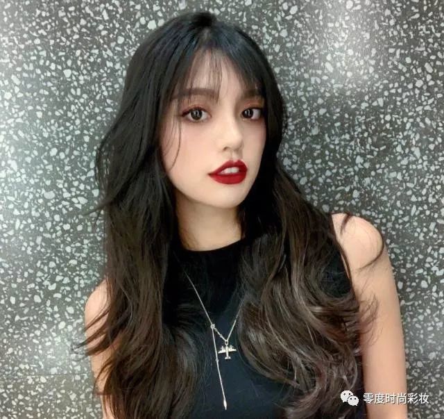 判断你是耐看型还是惊艳型美女,看这几点,很