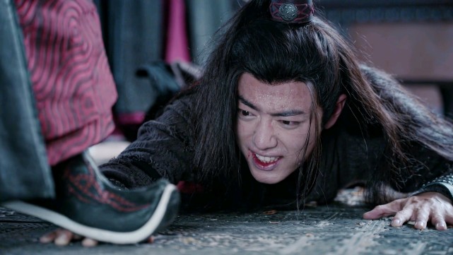 《陈情令》魏无羡为救江澄,惨被温晁折磨扔进乱葬岗