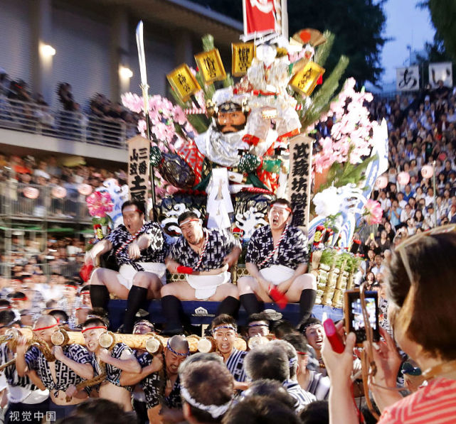 博多祇园山笠祭又叫做博多山笠节 是日本三大重要民间节日之一