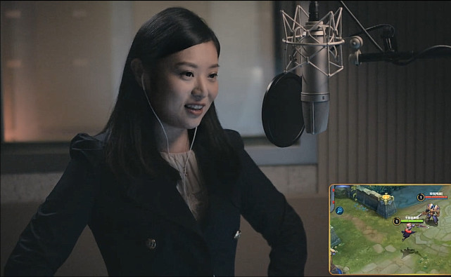 >首先要介绍的是花木兰的配音演员,她的名字叫周帅,除了给花木兰配音