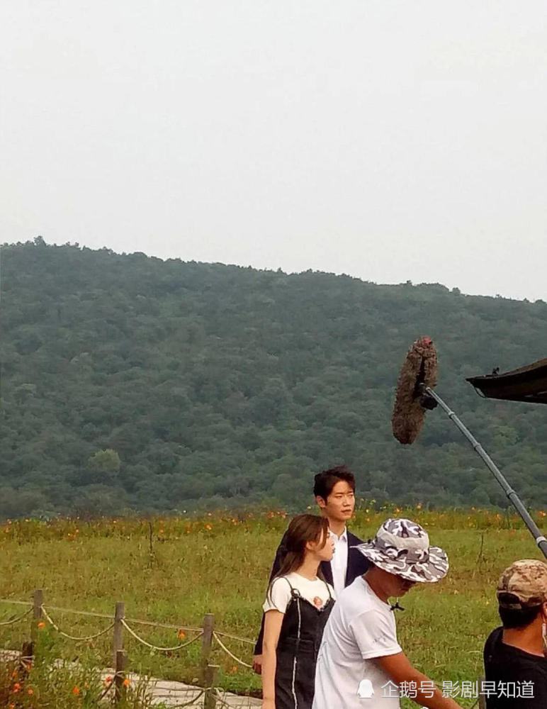 《仲夏满天心》杨超越新造型被曝光,宛若漫画中走出来的少女