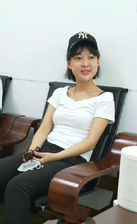 郭美美出狱后近照曝光5年刑满未获减刑