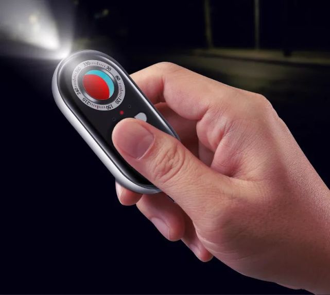 还在被偷拍困扰么,三效合一的红外防窥探测仪,让出游住宿更安心