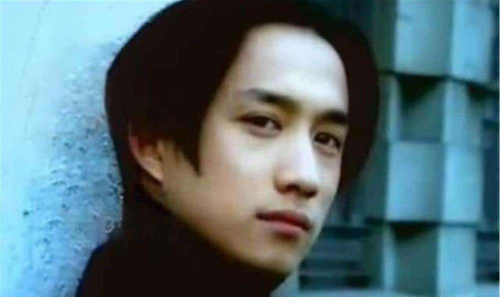 黄磊|甜蜜！孙莉迎43岁生日，黄磊发文表白，两人结婚16年生3娃太幸福