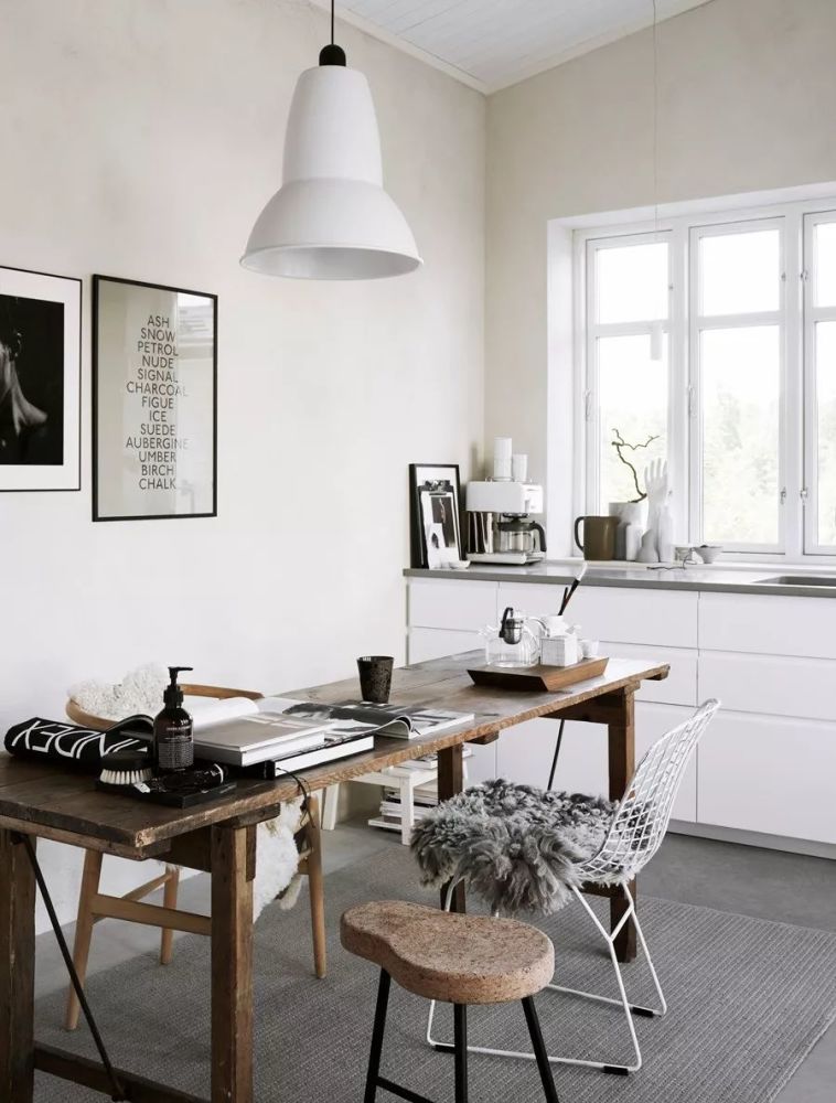 结婚照还挂在客厅里?怪不得你家看起来这么廉