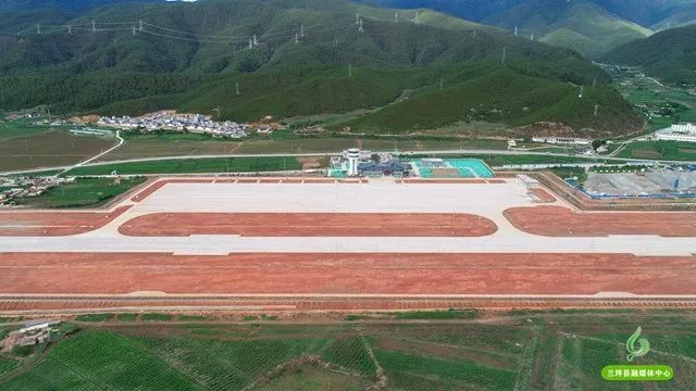 最后468米跑道完成 兰坪丰华机场即可通航