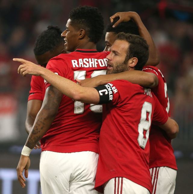 热身赛-曼联4-0胜利兹联 拉什福德连场破门妖王