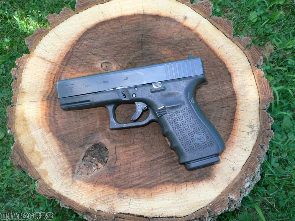 图说:如何分解格洛克手枪 称霸市场的经典武器 竟然如此简单