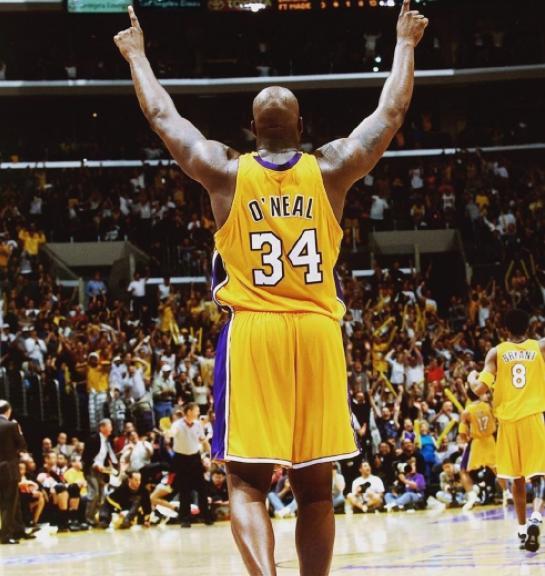 湖人一日三消息!詹姆斯发动态暗示下赛季打法,奥尼尔也发话了