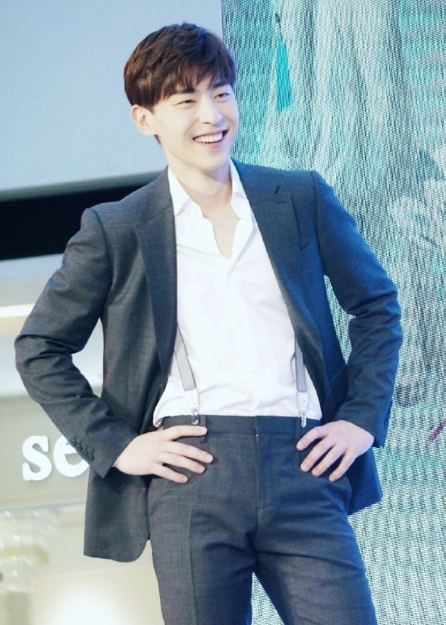 给男朋友买衣服,邓伦这几款任你pick