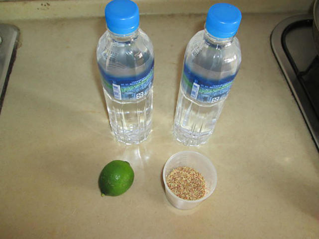 仅需简单3步 柠檬瞬间变果冻 冰爽软嫩q弹 一口一个嚼着吃 腾讯网