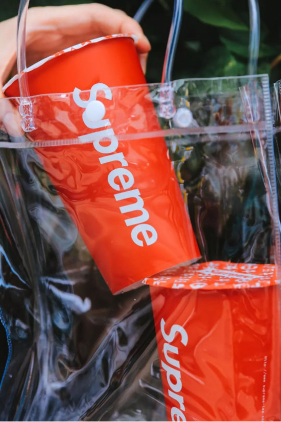 supreme做饮品了supremetea潮酷茶饮