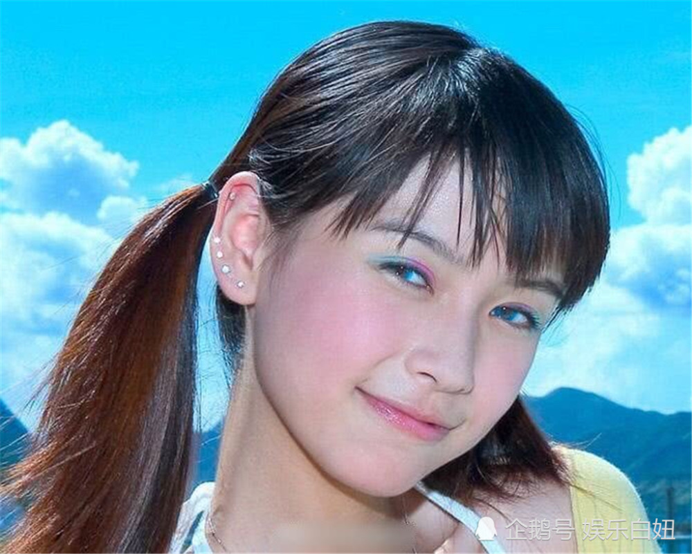 杨颖是纯天然?15年前的旧照曝光,看到她露齿笑时网友凌乱了