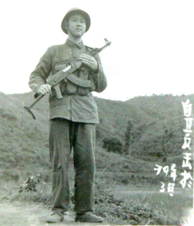 "这身绿军装,一辈子也穿不够!