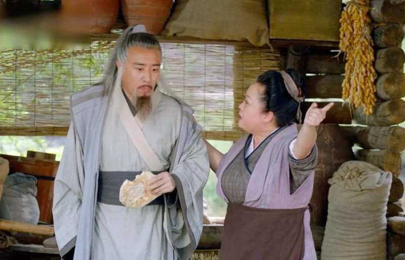 封神演义:姜子牙马氏封神后相聚,马氏在仙界的容颜,姜子牙愣神