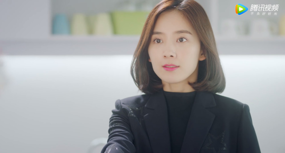 唐小米强势回归:口红颜色成亮点,网友:我开始慌了