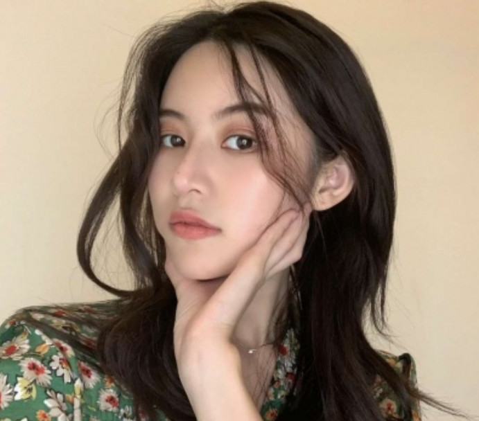爱慕虚荣的女生