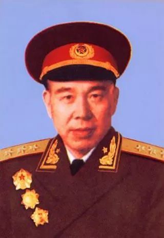 揭秘黄永胜夫妇墓地位于他儿时放牛的山脚