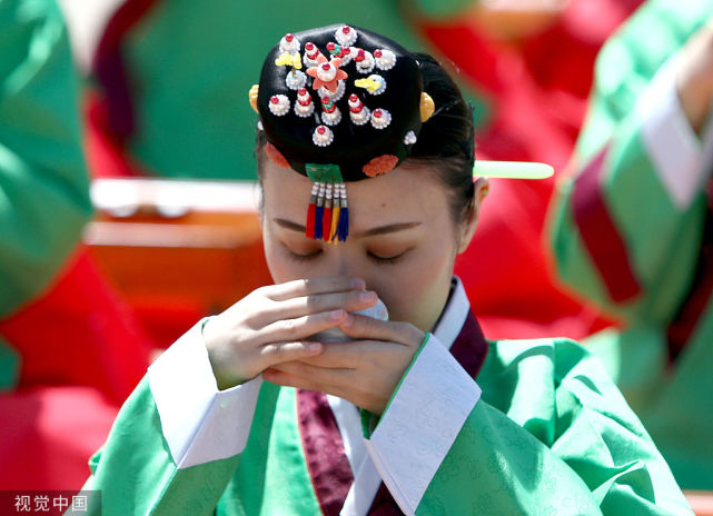 首尔办儒家成人仪式 这种源自中国的文化 我们已淡忘韩国要申遗 腾讯网