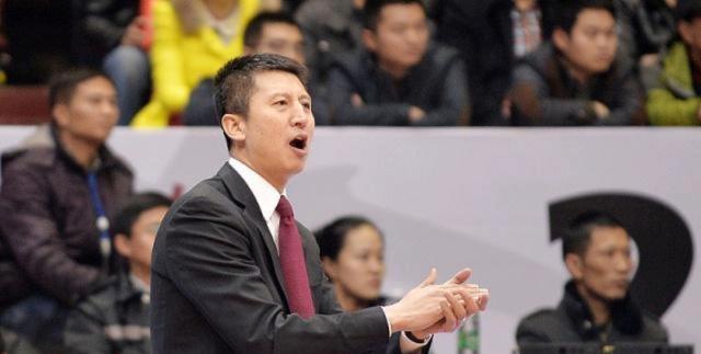 一队输辽篮青年军!吴庆龙首秀尴尬收场,郭士强首谈新赛季小外援