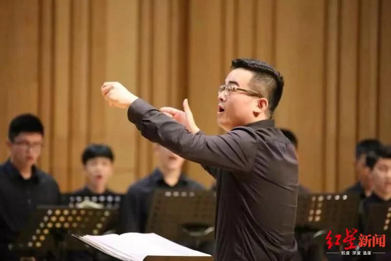 厦门六中合唱团28岁老师离世 孩子将在告别会上为其唱最后一支歌