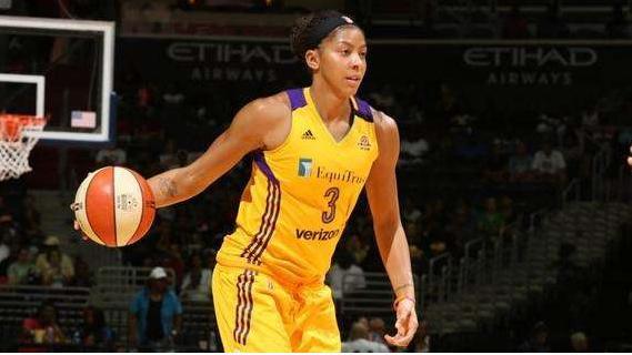 谁说女子不如男04年女帕克曾在扣篮大赛战胜jr盖伊夺冠