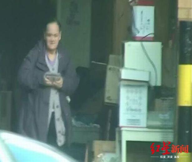 逆天演技！英国女演员“装病”25年诈骗政府645万元救济金