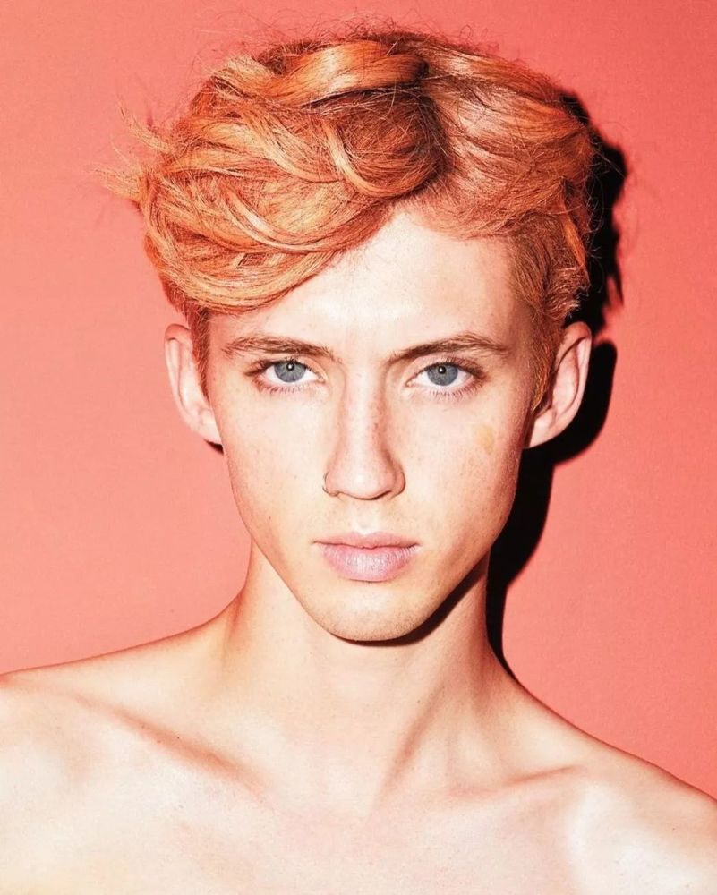 jacob bixenman 亲吻女孩!