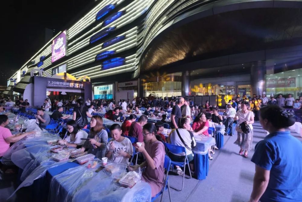 友谊国际家居狂欢high爆全城万人齐聚家居盛会