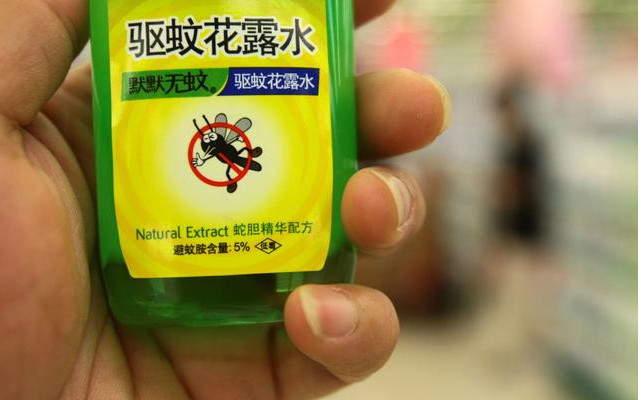 夏日蚊子骚扰,让人不胜其烦,但是总用灭蚊药驱蚊,一是容易让蚊子产生