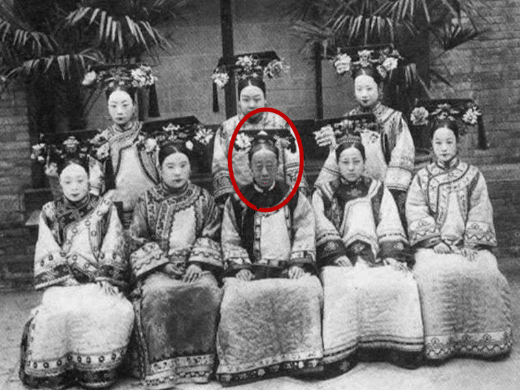 她是清朝最丑的格格却敢骂慈禧是老妖妇慈禧见她都害怕