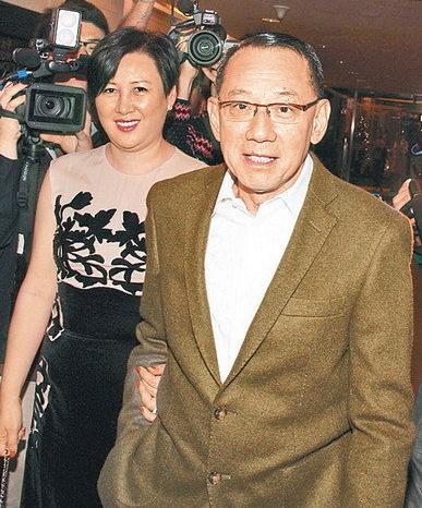 她是英皇总裁夫人 结婚34年睁一只眼闭一只眼 越来越没阔太样 英皇集团 杨受成 陆小曼