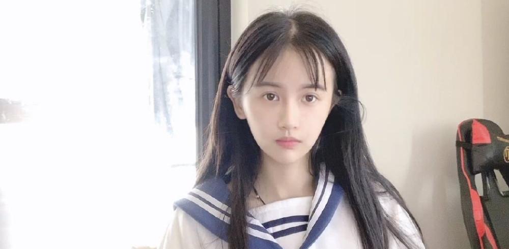 尤其是让不少人羡慕的一点是,毛宸宸太宠爱她了,将她宠成小公主一样