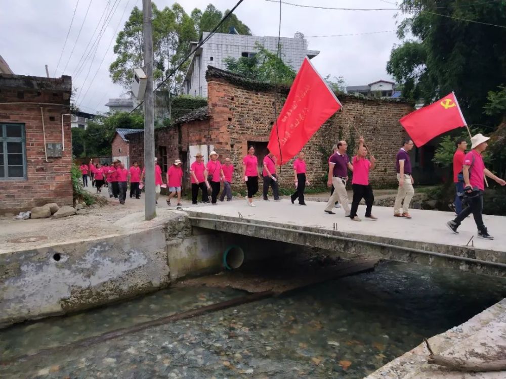 要听精彩的红军故事,就去大西江镇大石江村