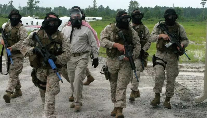 叙利亚当雇佣兵一天1000美元你又被骗了没想象的那么好