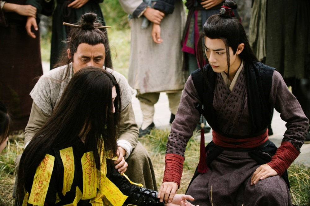 "鬼将军"温宁变身卖萝卜的小可爱,引得网友热议