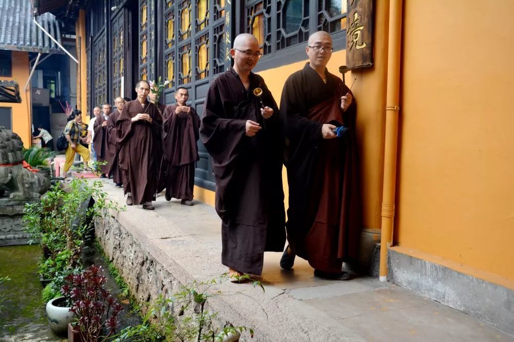 七甲新闻 七甲净慧禅寺观音法会暨大悲忏与剃度法会圆满完成