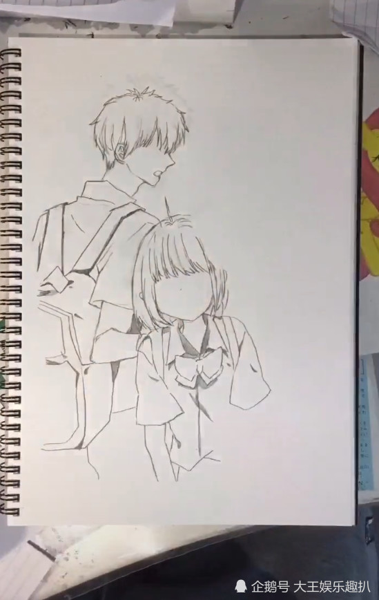 美术生手绘漫画人物 小伙伴看到怦然心动 网友 羡慕女主