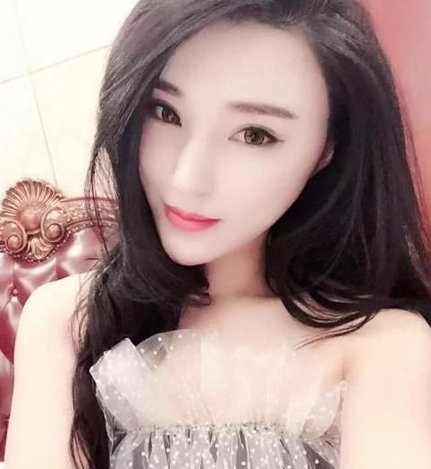 快手第一人气排名%_快手人气最高的主播,小伊伊排第二,第一没才艺却吸(2)