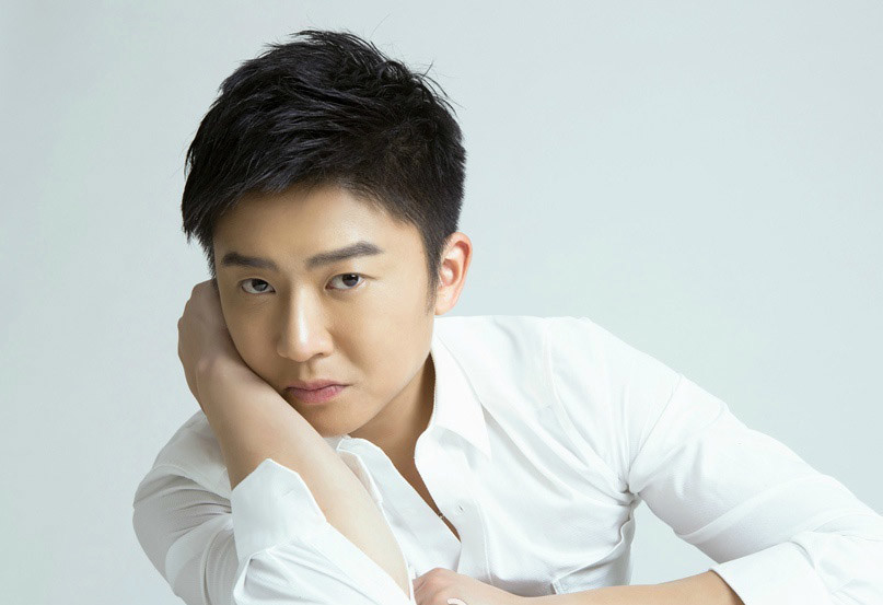 毕东然扮演者成方旭在之后的剧情中,虽然遭遇了很强的buff战队,但kk