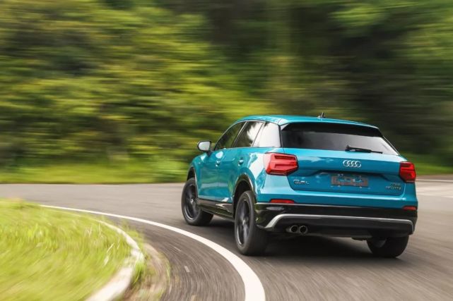 宝马x2对决奥迪q2l,没想到小编们都选它