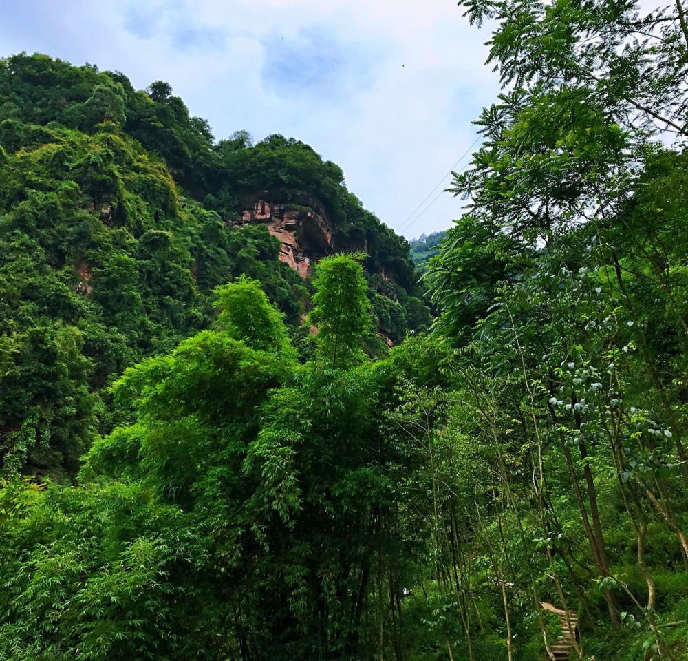 距成都70多公里有处仙山秘境 因远离城市而不为人所知