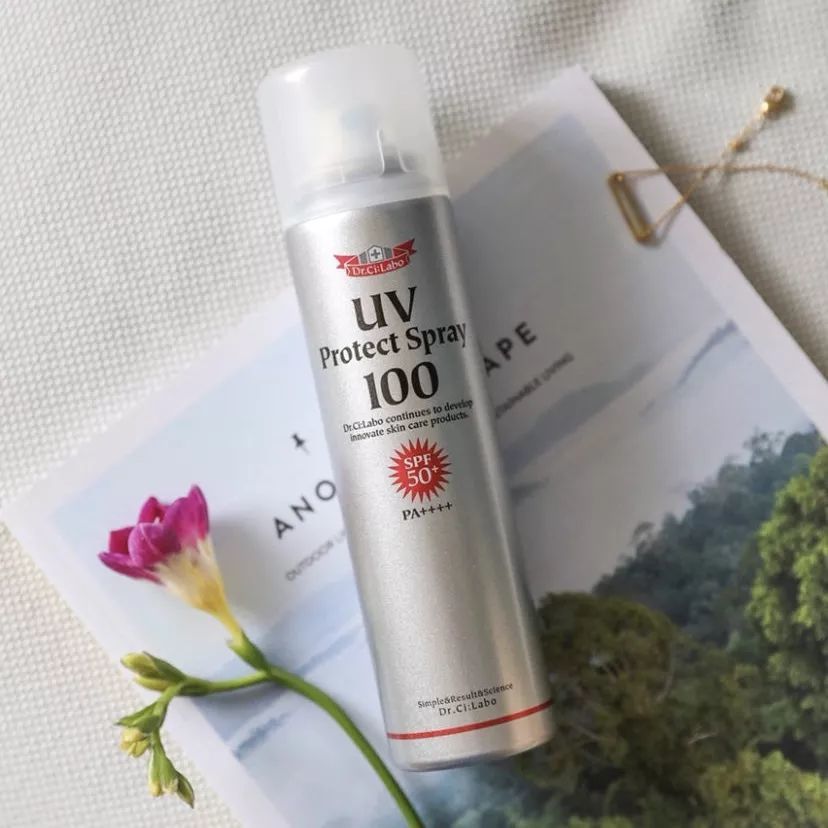 防晒喷雾的正确打开方式,连李现都喷错了