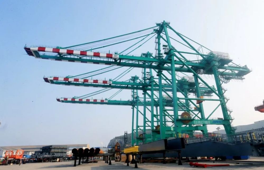 中外媒体关注大连 镜头对准这些地方