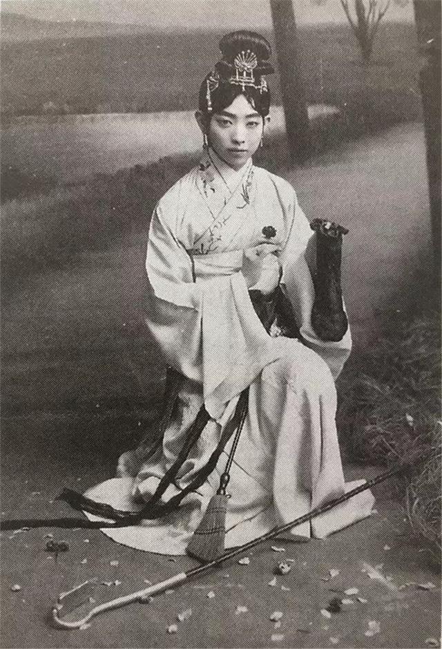 直击民国美男子的真容个个俊秀非凡最后一位是金庸的表兄