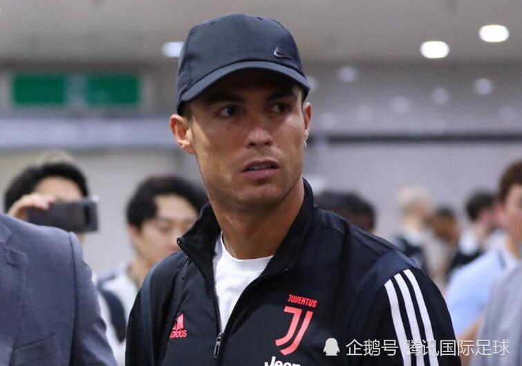 韩记者 C罗事件 是一场针对韩国人的诈骗梅西比他敬业